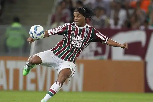 转会费在现 转会费在现